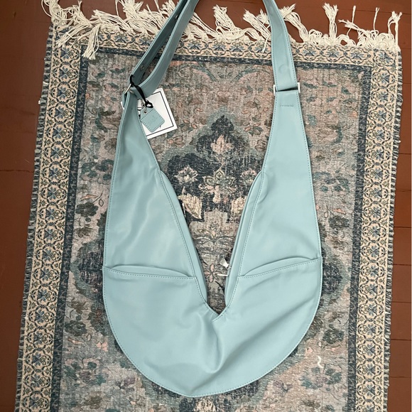 SOLD Sash Angel Falls Faux Leather Bag New with tags! - Picture 2 of 7